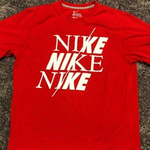 Nike Men's Red and White Graphic Tee